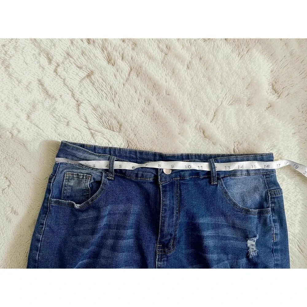 Distressed Raw Hem Stretch Denim Shorts Size 2XL